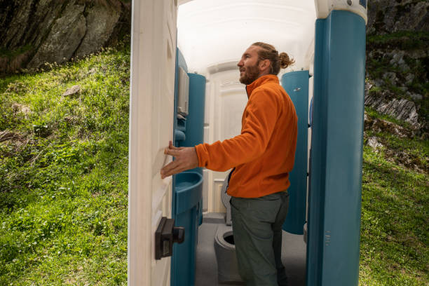 Porta potty delivery and setup in Ramona, CA